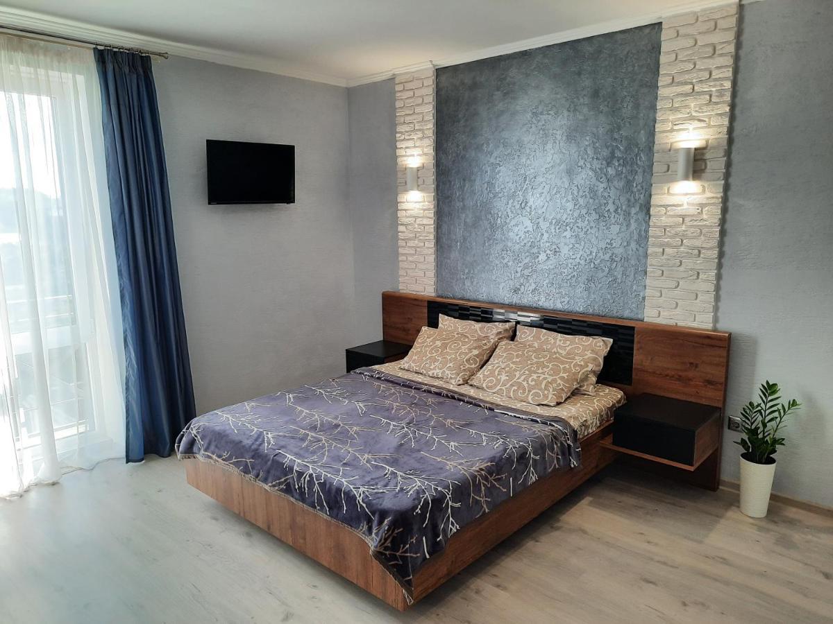 New Luxury Studio Apartment Ivano-Frankivsk Exteriör bild