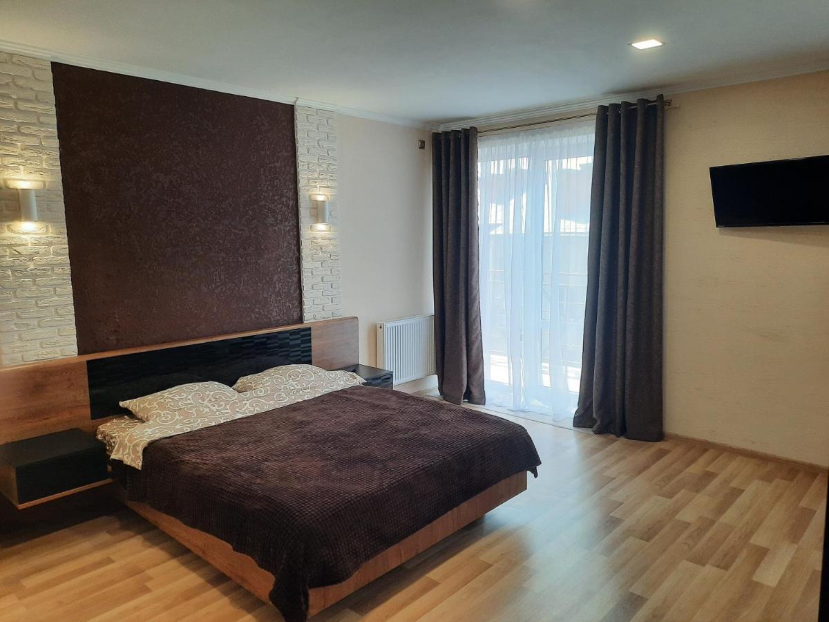 New Luxury Studio Apartment Ivano-Frankivsk Exteriör bild